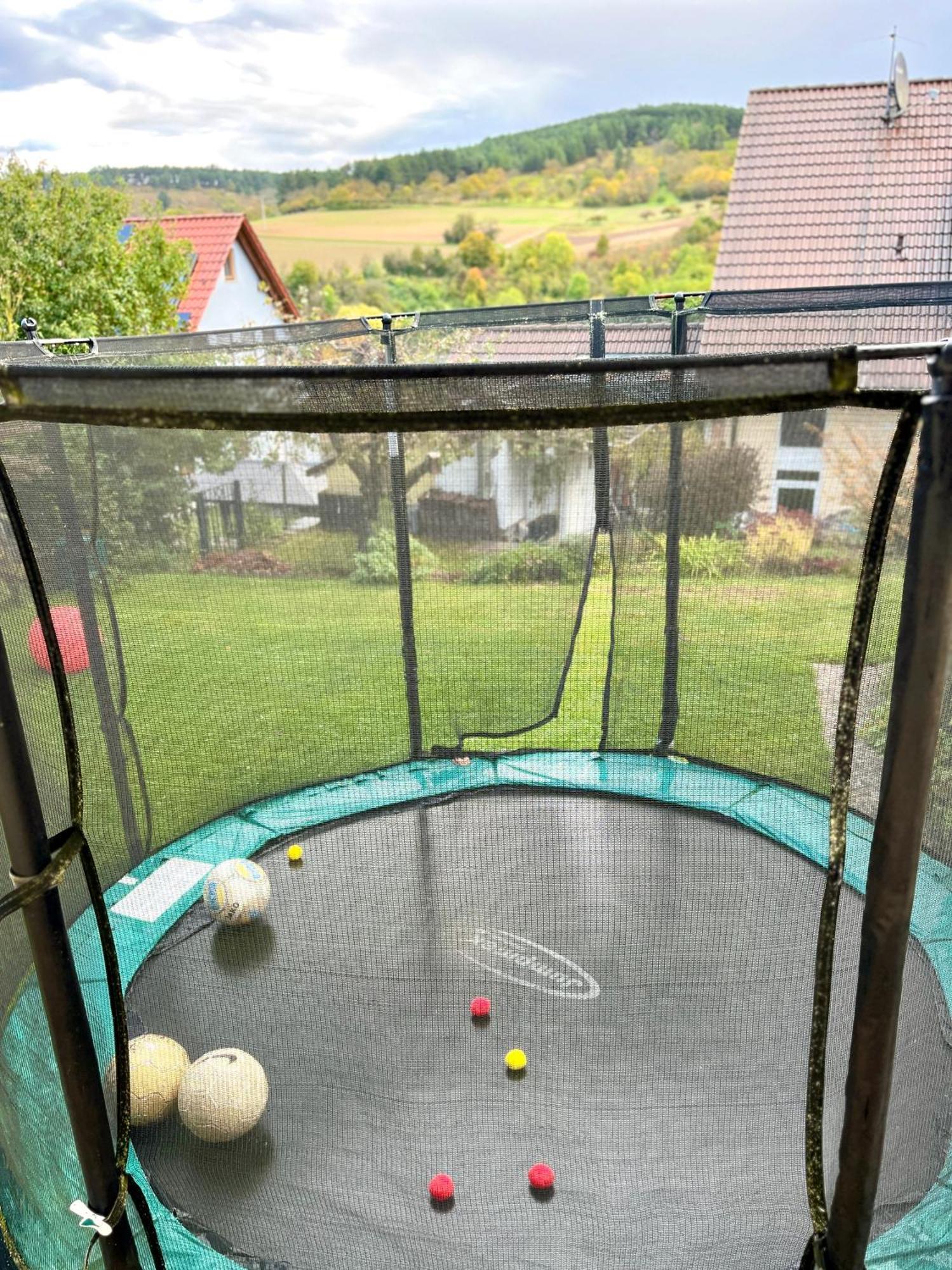 Ferienhaus Weinbergblick - Nahe Wuerzburg - 2 Schlafzimmer - Familienfreundlich - Terrasse Unterleinach Zewnętrze zdjęcie